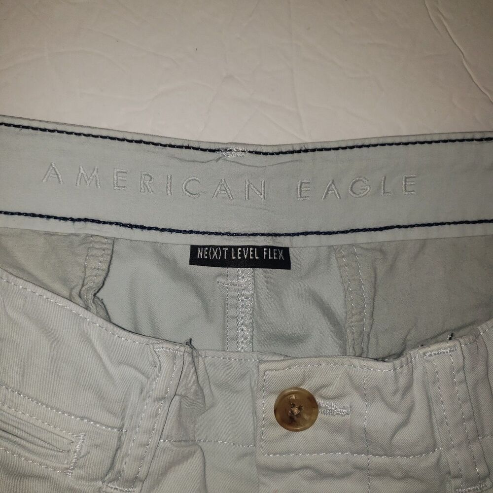AMERICAN EAGLE Next Level Flex Gray Shorts Mens Size 32 - Picture 3 of 7